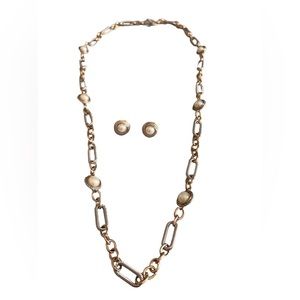 NEW Women’s Long  2 PC Gold Silver Tone and Pearl Jewelry Set.
